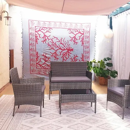 225 N.n. Apartment *