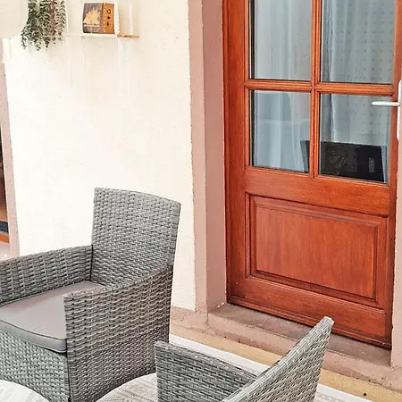 225 N.n. Appartement *